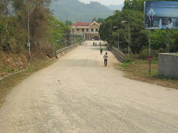 ラオスとベトナムの国境検問所