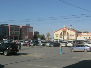 �U�~���E�E�[�h�w�O